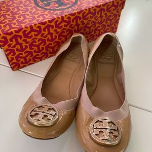 Tory Burch Caroline flat camellia pink size 9